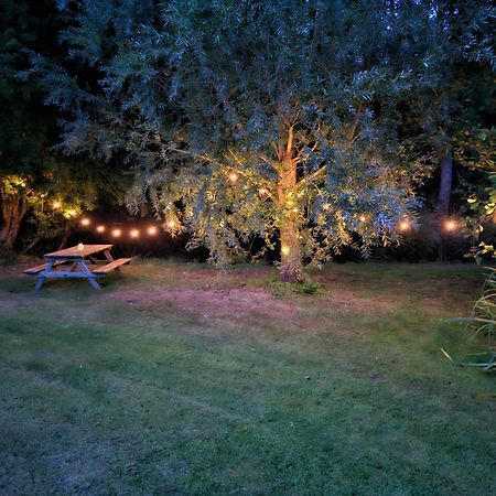Peppercorn Pod At Beck House Glamping Hotel Salmonby Exterior foto
