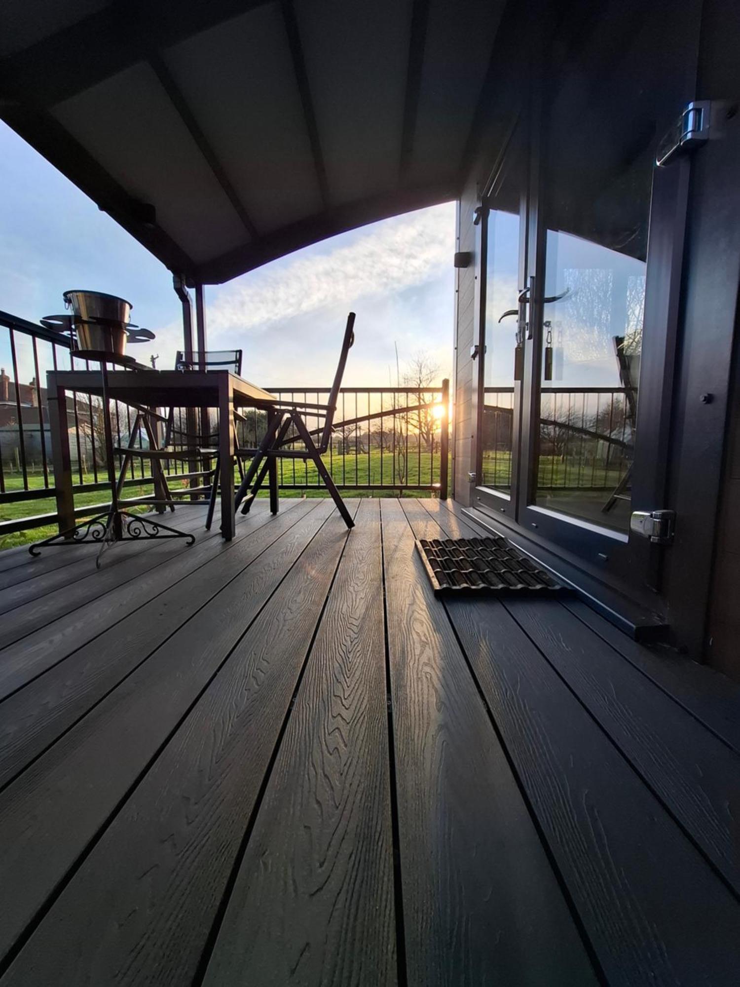 Peppercorn Pod At Beck House Glamping Hotel Salmonby Exterior foto