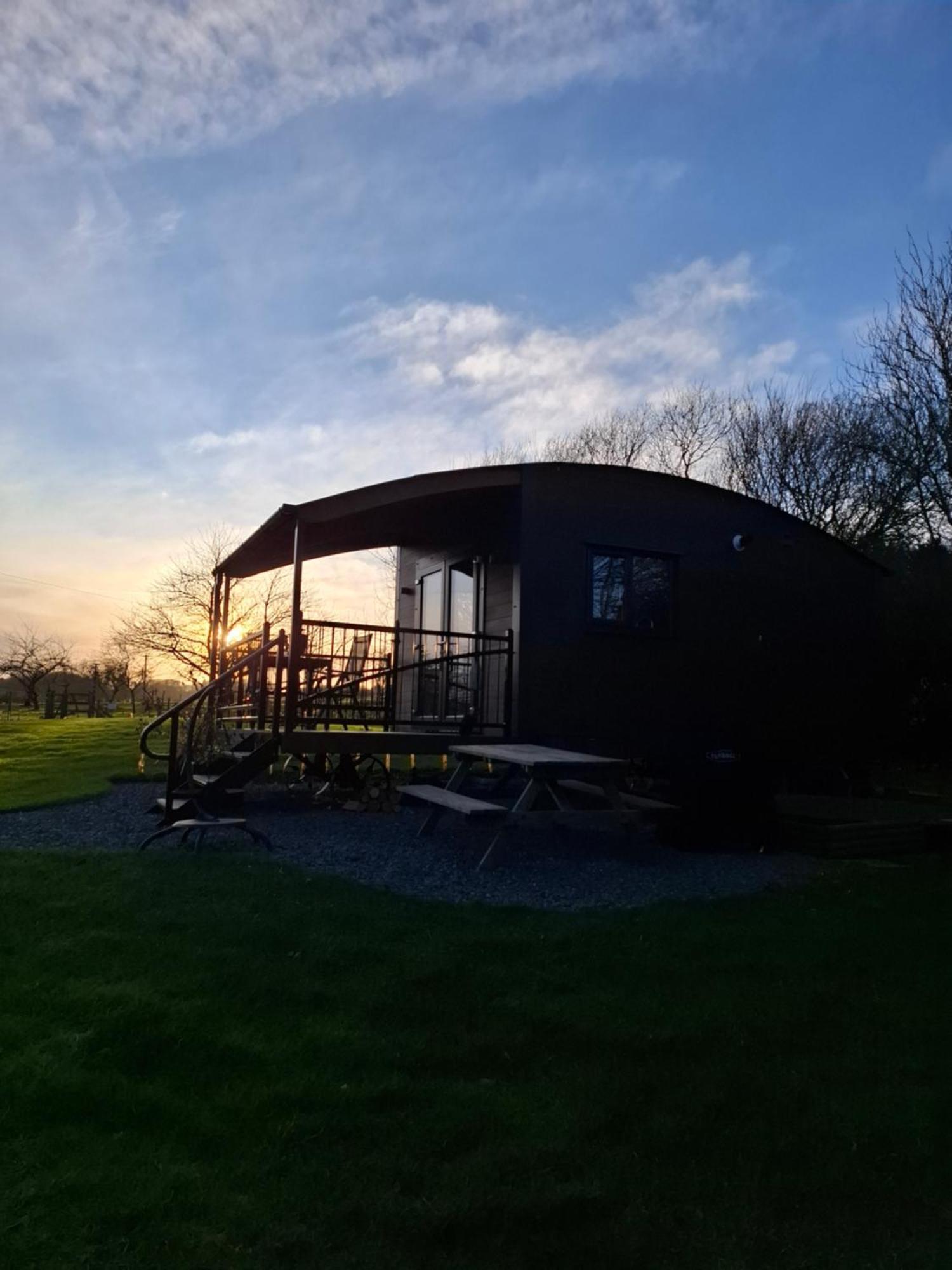 Peppercorn Pod At Beck House Glamping Hotel Salmonby Exterior foto